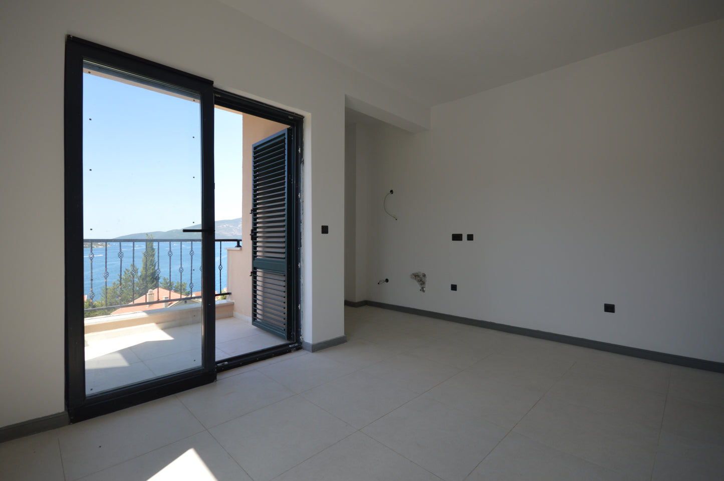 Newly Built Apartments in Kumbor With Sea View, Pool & Garage Parking