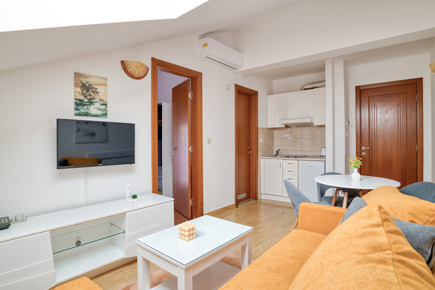 Modern, Spacious Apartments In Djenovici Near Porto Novi