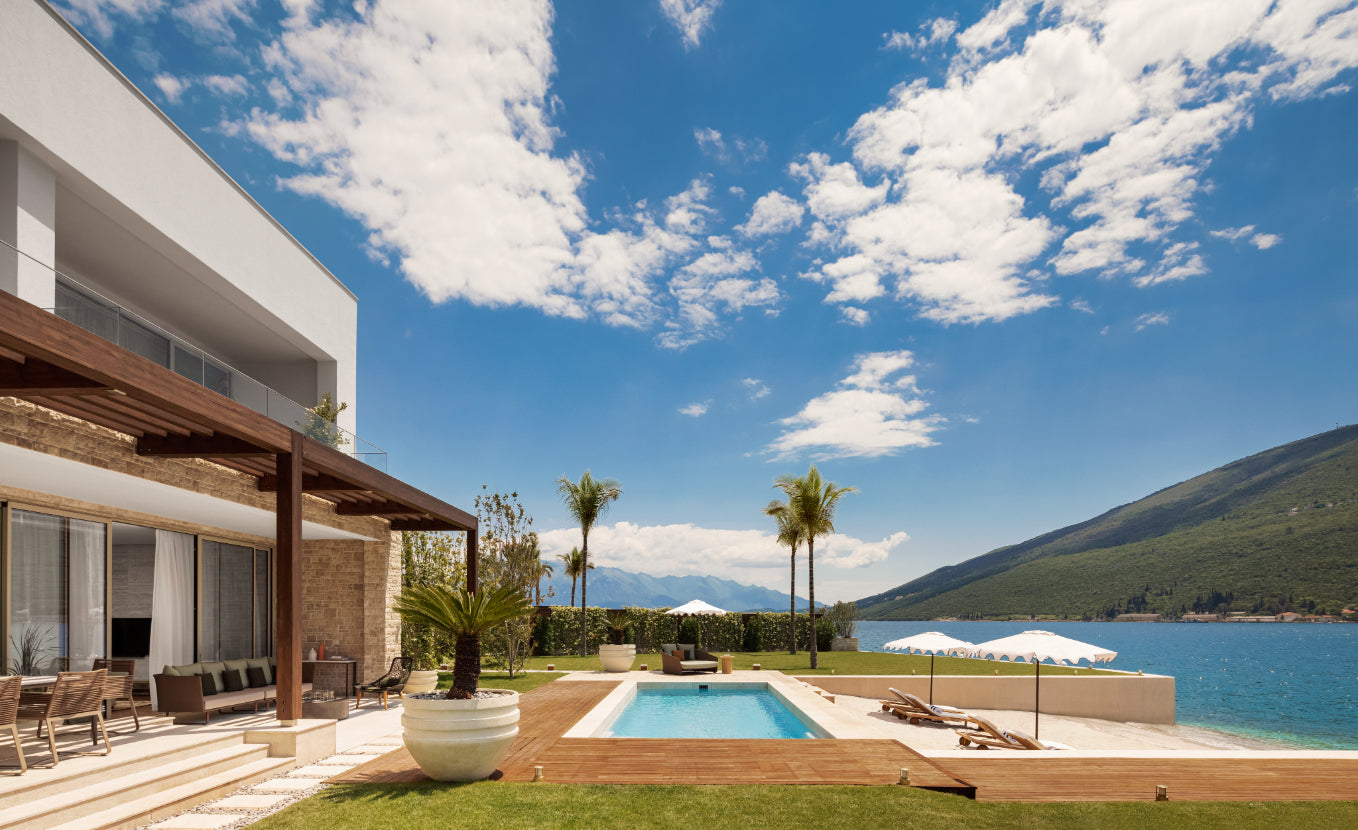 Villa With Private Beach & Jetty In One&Only Resort, Portonovi
