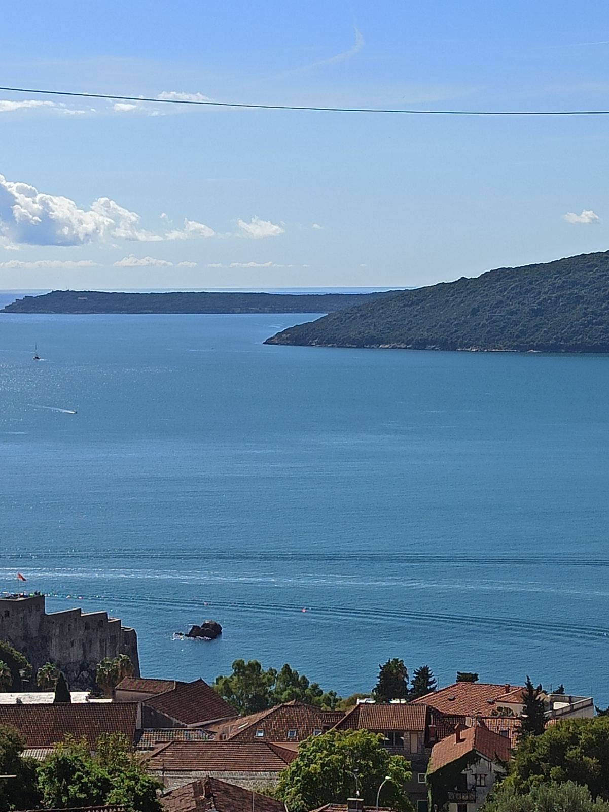 Large House With Sea Views And Garage In Herceg Novi